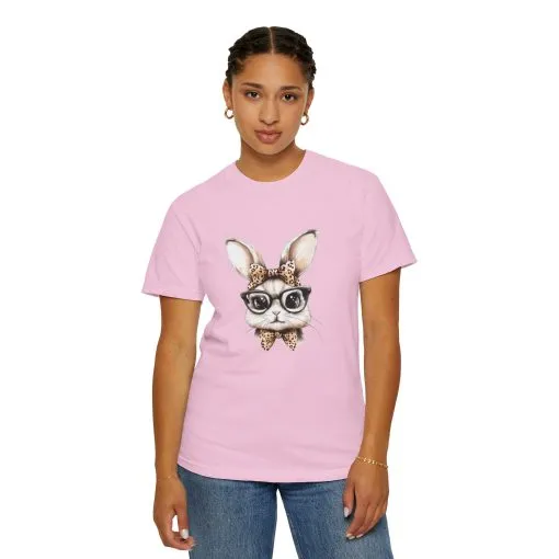 Chic Bunny Graphic T-Shirt - Stylish Unisex Tee for Animal Lovers - Image 5
