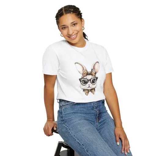 Chic Bunny Graphic T-Shirt - Stylish Unisex Tee for Animal Lovers - Image 9