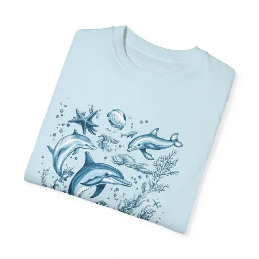 Aquatic animals t-shirt with marine wildlife design