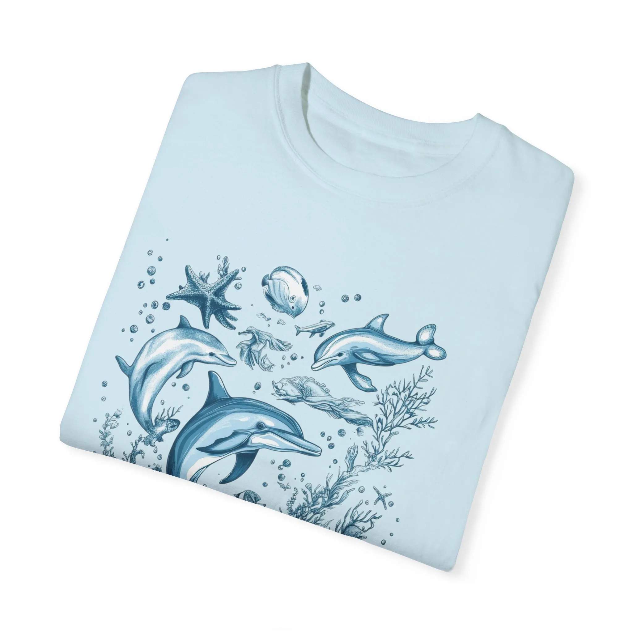 Aquatic animals t-shirt with marine wildlife design