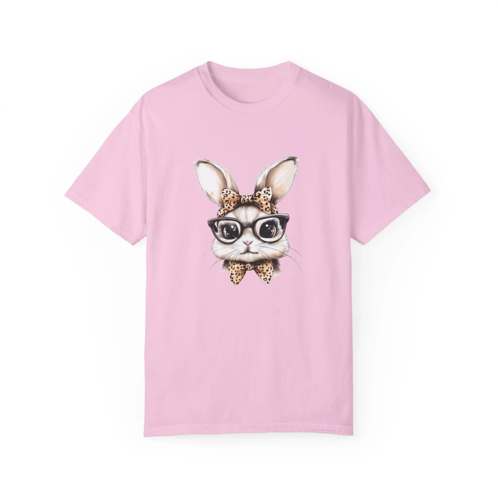 Chic Bunny Graphic T-Shirt - Stylish Unisex Tee for Animal Lovers