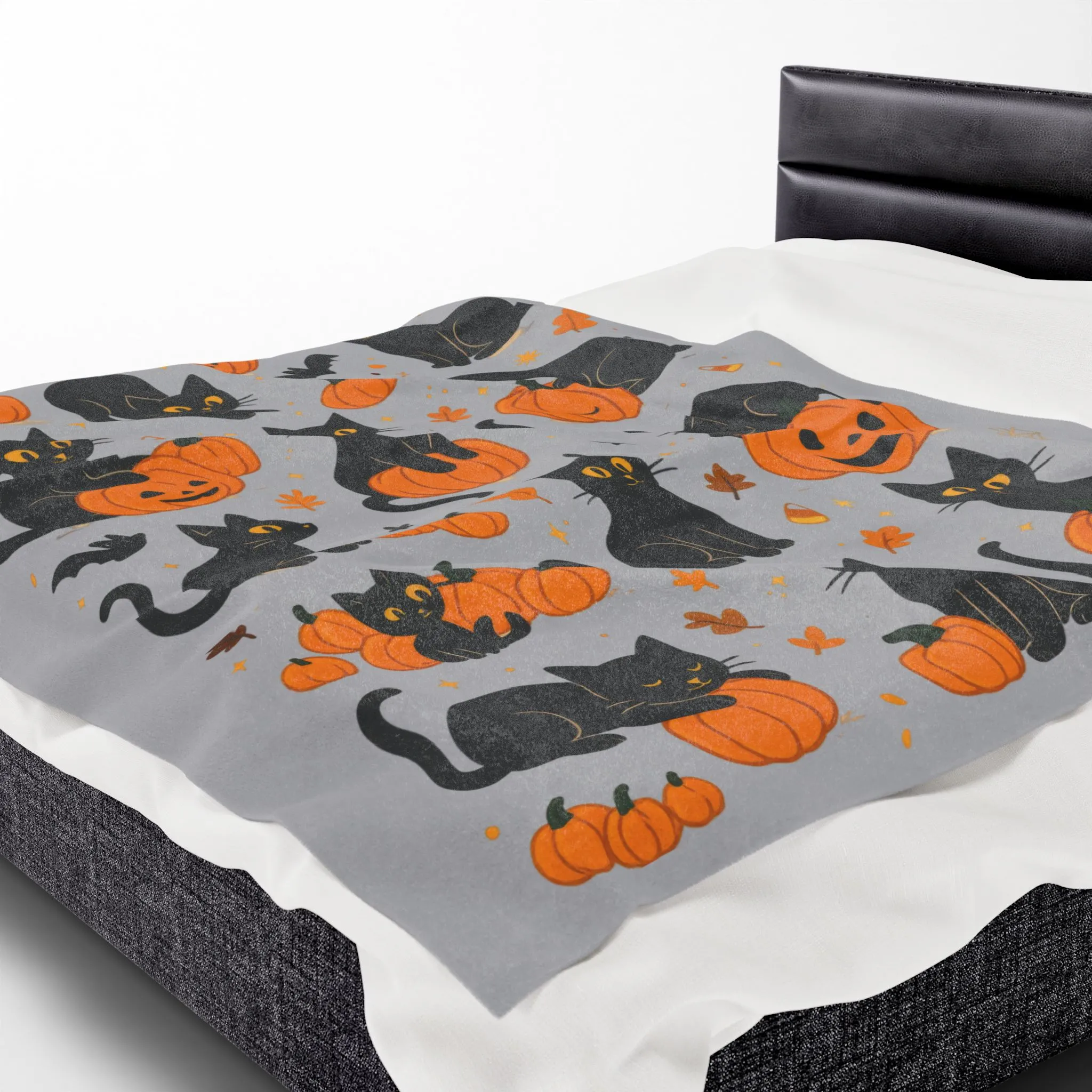 Cute Black Cats and Pumpkins Halloween Blanket, Cozy Fall Velveteen Plush Throw, Kawaii Spooky Cat Lover Gift, Autumn Home Decor, Blanket - Image 7